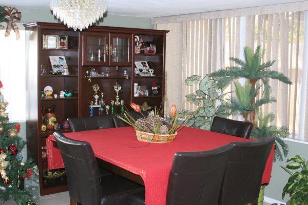 A Piece of Heaven - dining room 2.JPG