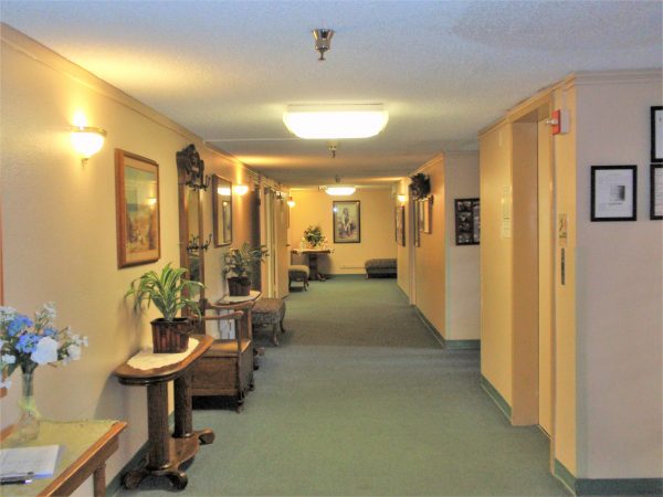 Acacia Villas - hallway.jpg