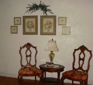 Adeline's Guest Home - seating area.JPG