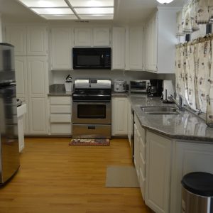 Agape Cottage V - 4 - kitchen.jpg