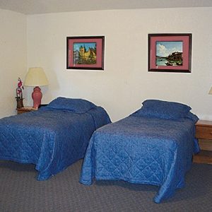 Allen's Palm Cove Residence Care - 4 - shared room.jpg