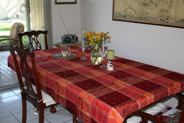 Alpine Residence - 3 - dining room.JPG