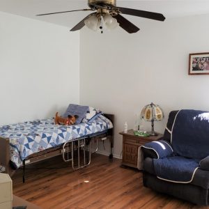 Alternative Senior Care - Lincoln - 7 - private room 2.jpg