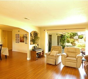 Arbor View I - 1 - living room.jpg