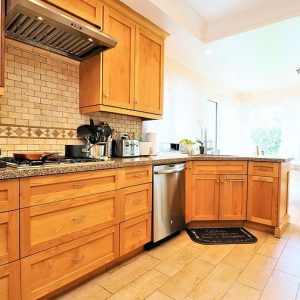 Astoria Retirement Residence - Del Mar - 4 - kitchen.JPG