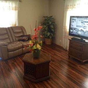 Bay Vista Villa - 3 - living room.jpg