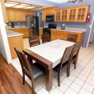 Bay Vista Villa - 4 - dining room.jpg