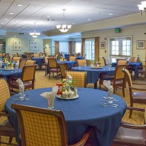 Capistrano Senior Living - 3 - dining hall.JPG