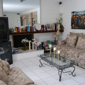 Care of Heart for Elderly in Orange - 3 - living room.jpg