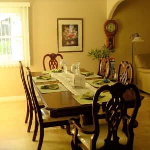 Castilla Lane Villa - 4 - dining room.jpg