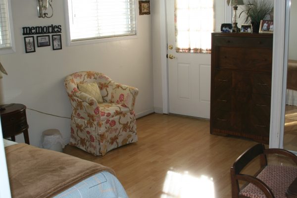 Castlegate Manor - private room 3.JPG