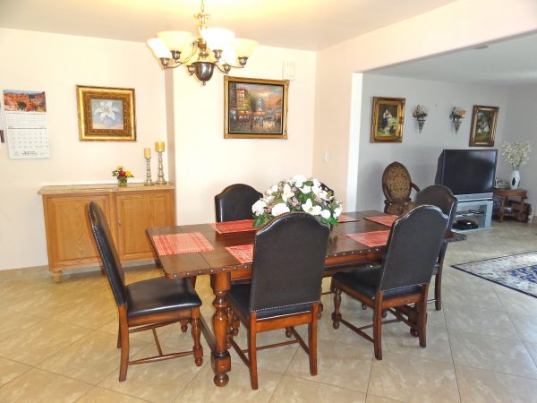 Cheerful Heart Home Care IV - 4 - dining room.JPG