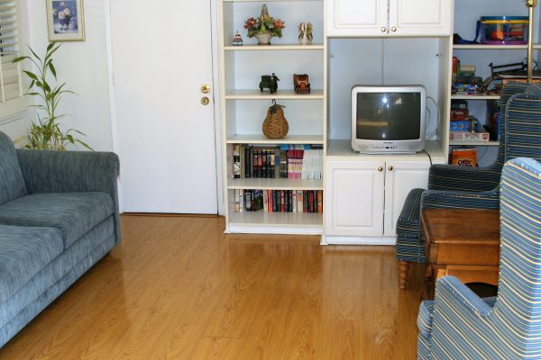 Coast Senior Care - 3 - common area room.JPG