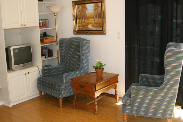 Coast Senior Care - 4 - seating.JPG