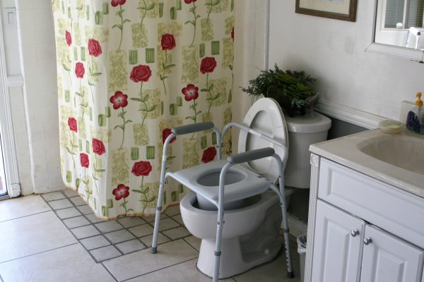 Coastside Senior Home - restroom 2.JPG