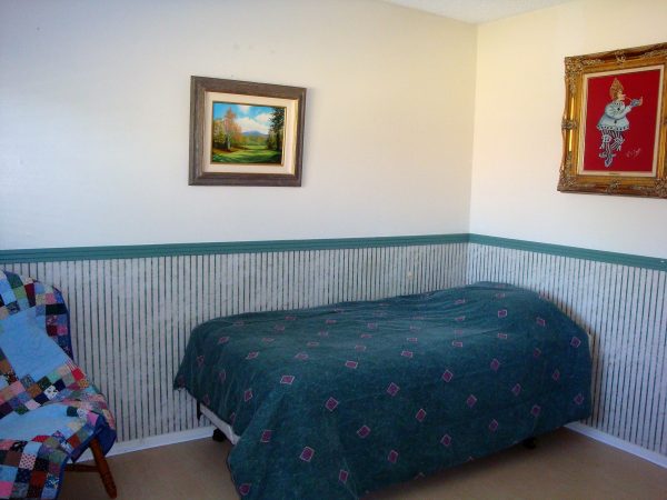 Concordia Guest Home III - shared room.JPG