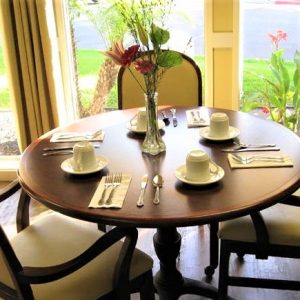 Crescendo Senior Living - dining.JPG