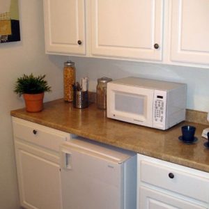 Crescendo Senior Living - kitchenette.JPG