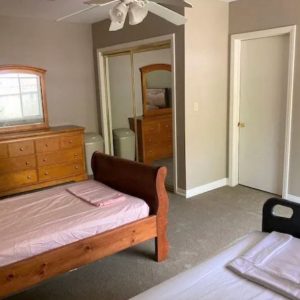 Crescent Care Villas - Lemon Heights - 6 - shared room.JPG