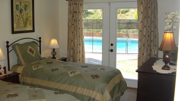 Crown Manor at Paseo Grande - 5 - shared room.JPG