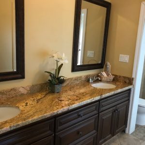 Dana Point Manor - restroom.JPG