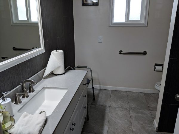 Diamond Senior Care II - restroom.jpg