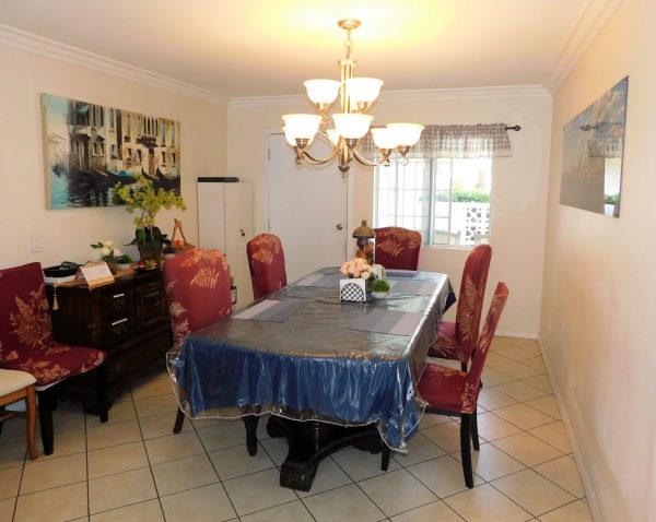 Genesis Senior Living II - 4 - Dining Room.JPG