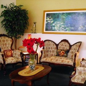 Golden Years Senior Care - 3 - parlor.jpg