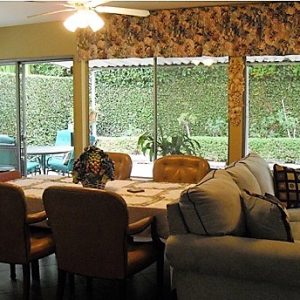 Golden Years Senior Care - 4 - dining room.jpg