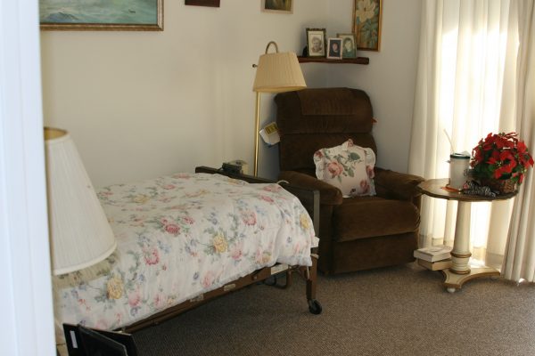 Granny's Place II - 5 - private room.JPG