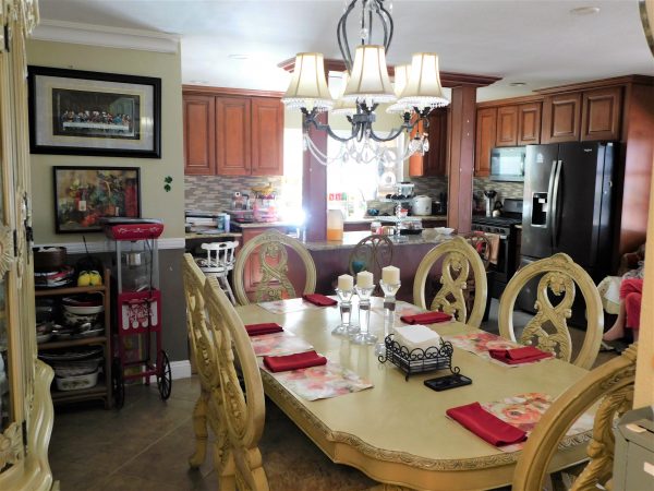 Harbor View Estate - 3 - kitchen.JPG