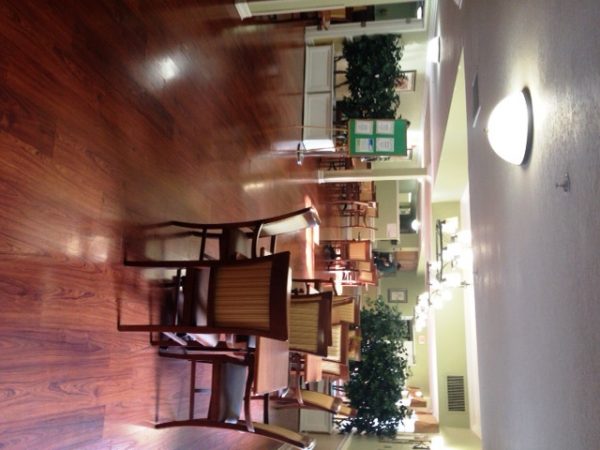 Hollybrook Senior Living of Orange - 4 - dining room.jpg