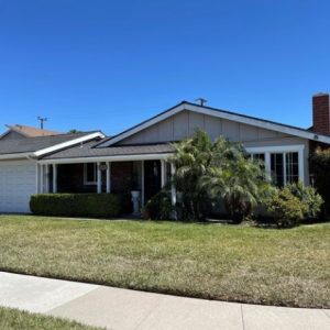 Huntington Beach Guest Home II - 1 - front view.JPG