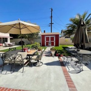 Huntington Beach Guest Home II - 6 - backyard.JPG