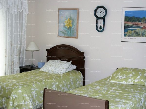 Irvine Care Home - 6 - shared room.jpg