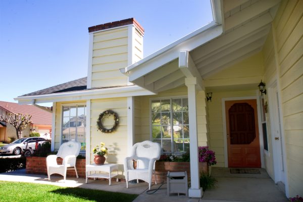 Irvine Cottage III - 3 - front entrance.jpg