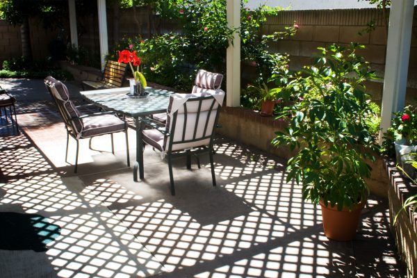 Irvine Cottage V - 4 - patio.jpg