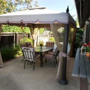 Irvine Cottage VII - 3 - patio.jpg