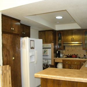 Ivy Cottages II - kitchen.jpg