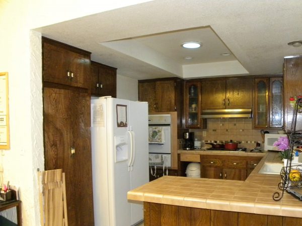 Ivy Cottages II - kitchen.jpg