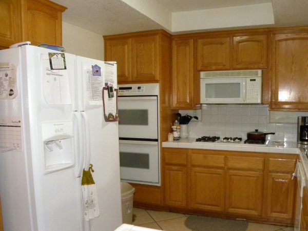 Ivy Cottages III - kitchen.jpg