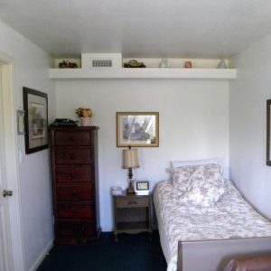 Ivy Cottages III - private room.jpg