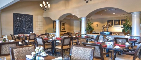 La Vida at Mission Viejo - 3 - dining room.JPG