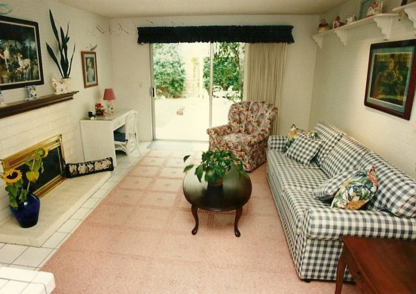 Lake Forest Country Homes I - 3 - living room 2.jpg