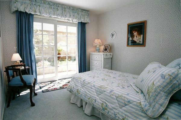 Lake Forest Country Homes II - 5 - private room 4.jpg