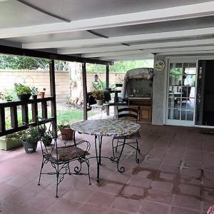 Lake Forest Country Homes II - patio.JPG