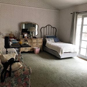 Lake Forest Country Homes II - private room 7.JPG