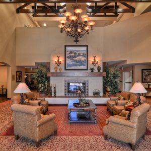 Las Palmas - lobby.jpg