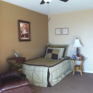 Leriza's Guest Home - 5 - private room.JPG