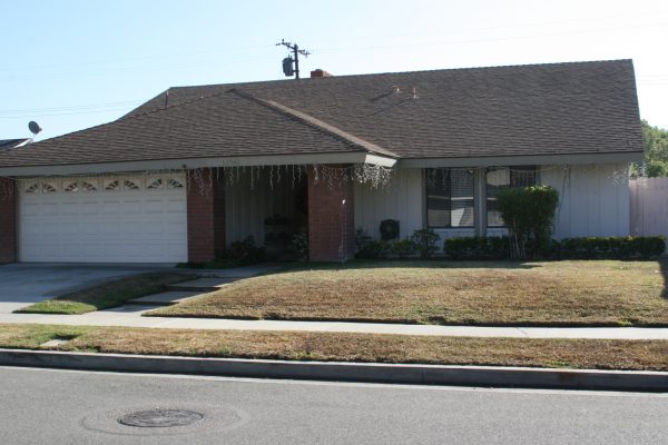 Lois Guest Home I - 1 - front view.JPG